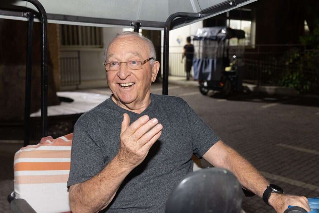 מוטי. | יוסי אלוני