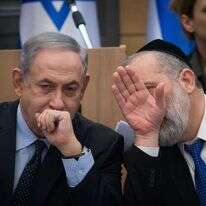 אריה דרעי ובנימין נתניהו. | יונתן זינדל/פלאש 90