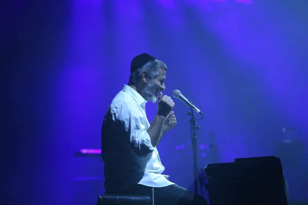 אביתר בנאי. | קוקו