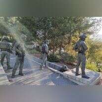 סריקות אחרי הפיצוץ ביציאה מירושלים. תילום: דוברות המשטרה