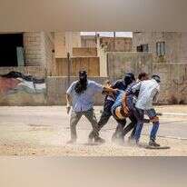 נתי שוחט, פלאש 90