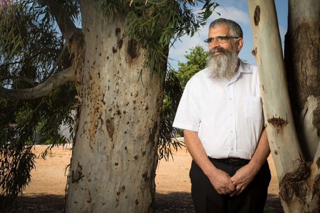 הרב יובל שרלו. | אריק סולטן