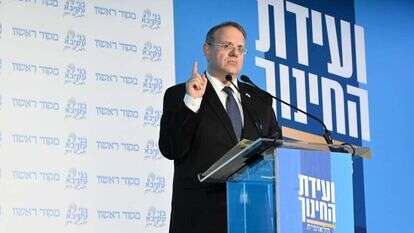 יעקב חגואל. | יוסי זליגר