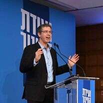 הרב חיים נבון. | יוסי זליגר