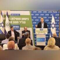 ראש עיריית עכו, שמעון לנקרי בפורום שילה. אנטרפייז הפקות