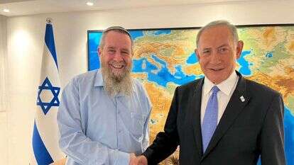 נתניהו ומעוז אחרי חתימת ההסכם. | דוברות הליכוד