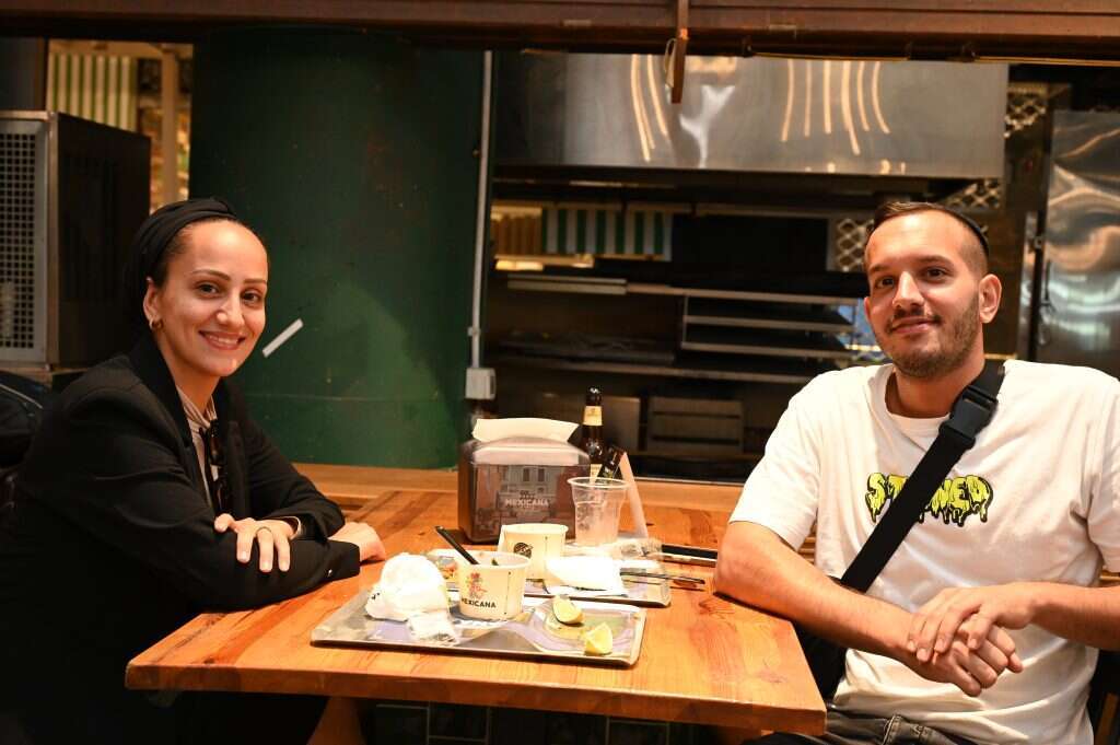 שמעון ומיכל. | יוסי אלוני