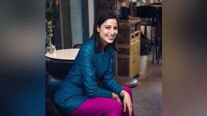 שלי בן יוסף. צלם: ירדן גל ים, איפור ושיער: ליאט בן שמשון, סטיילינג: קרן נפתלי