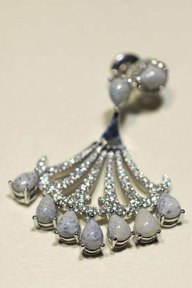 אחד מתכשיטי "הולי ג'מס"