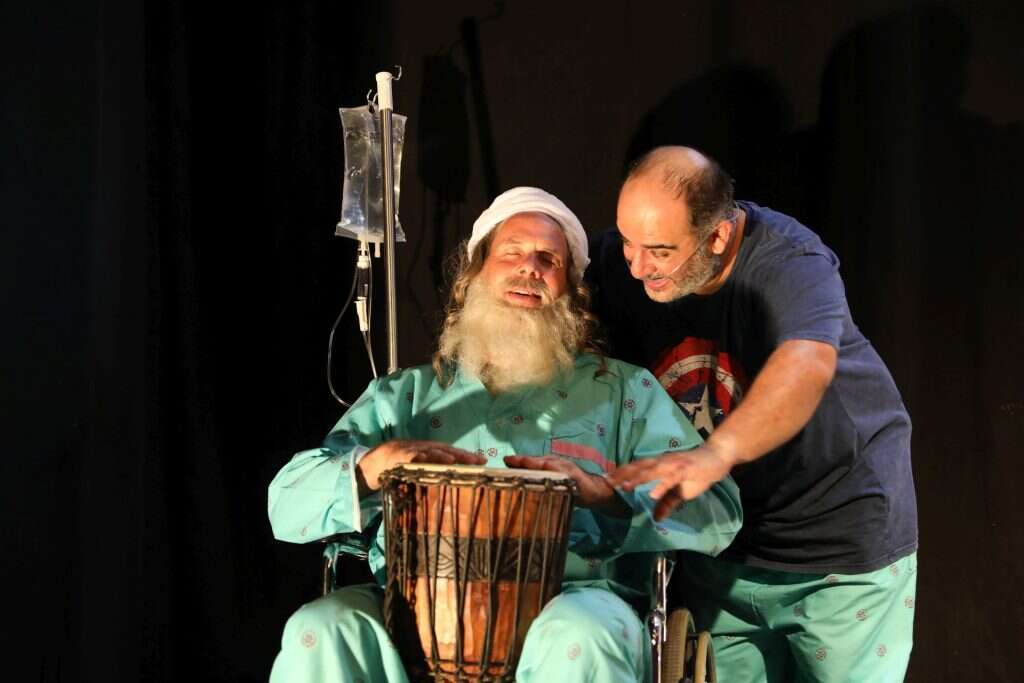 רמת דיוק גבוהה שמחייה את דמותו של ליאור. מתוך ההצגה "זה הרגע המאושר בחיי". | דניאל לוי