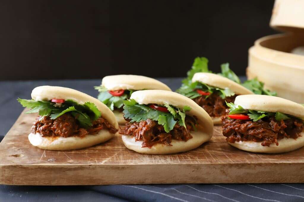 באָּן עִם תבַּשְׁיִל בשָּרָ מפְרקָֹ. | אפרת ליכטנשטט באָּן עִם תבַּשְׁיִל בשָּרָ מפְרקָֹ. | אפרת ליכטנשטט