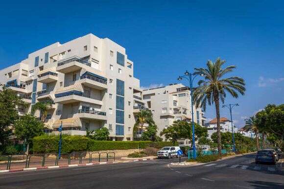 בית דירות ביבנה | יוסי אלוני, פלאש 90