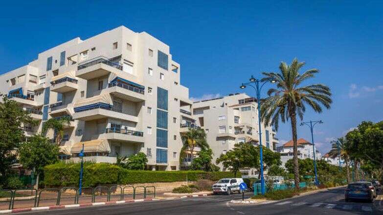 בית דירות ביבנה | יוסי אלוני, פלאש 90 בית דירות ביבנה | יוסי אלוני, פלאש 90