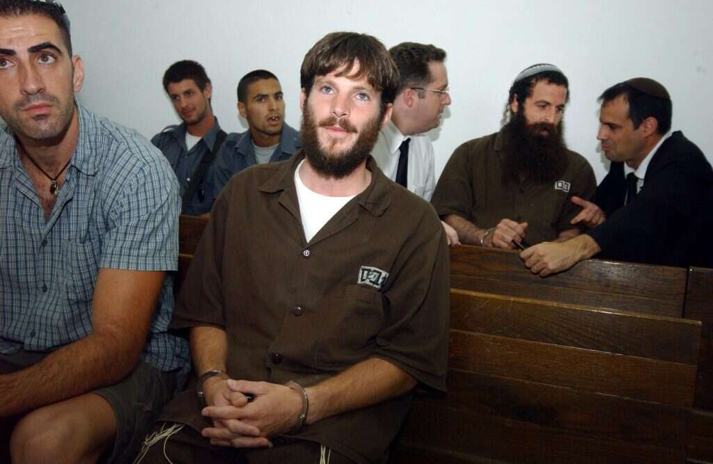 סמוטריץ' בבית המשפט לאחר מעצרו, 2005. | מוטי קמחי, הארץ