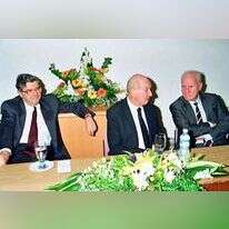 משמאל: ברק, לנדוי ושמגר. | נחום עסיס