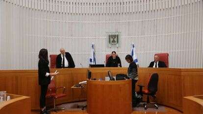 בית המשפט העליון. | אלכס קולומויסקי