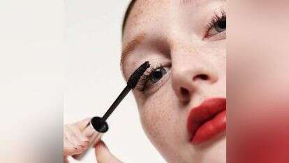 קליניק. | יחצ חול