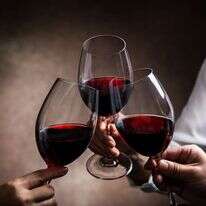 יין. | שאטרסטוק