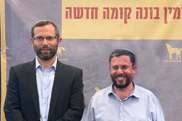 יהודה אליהו עם ראש מועצת בנימין ישראל גנץ. | דוברות בנימין יהודה אליהו עם ראש מועצת בנימין ישראל גנץ. | דוברות בנימין