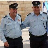 משה קראדי ושלמה אהרונישקי בשנת 2004. | יוסי זמיר פלאש 90