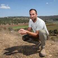 "עוד לא הגיע למשרד החקלאות שר שרוצה להצמיח אותה". זילברמן. | אייל מרגולין - ג'יני "עוד לא הגיע למשרד החקלאות שר שרוצה להצמיח אותה". זילברמן. | אייל מרגולין - ג'יני
