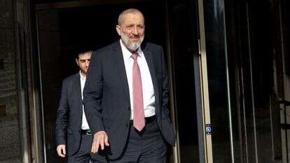 דרעי בצאתו מדיוני המו"מ, השבוע. | יונתן זינדל, פלאש 90