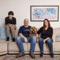 משפחת שרוט, הוד־השרון. | אבישג שאר-ישוב