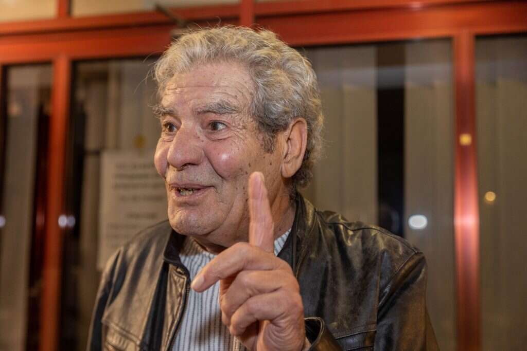 ויקטור. | יוסי אלוני