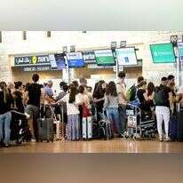 טסים לחו"ל בנתב"ג. | משה שיפלאש 90