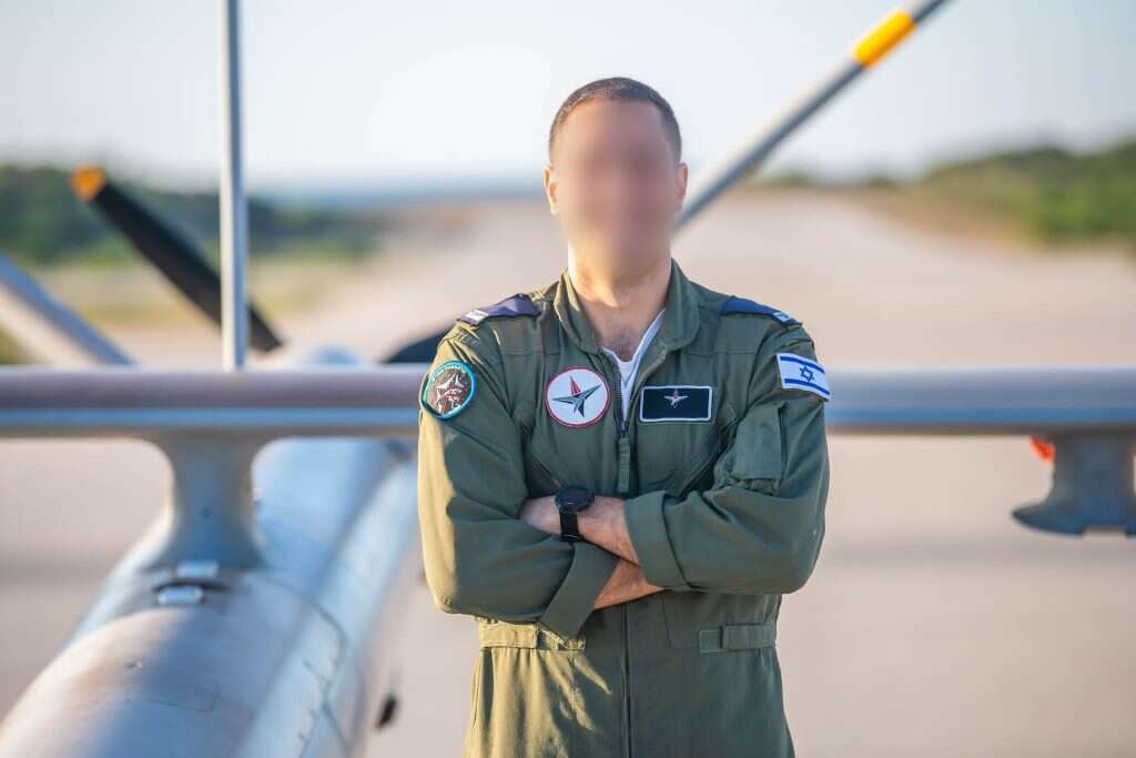 "מכטממים משימות". סגן ד' | דובר צה"ל "מכטממים משימות". סגן ד' | דובר צה"ל