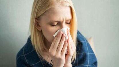 העיקר - תרגישו טוב. צינון. | שאטרסטוק