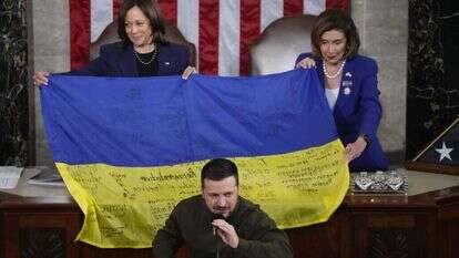 נשיא אוקראינה זלנסקי נואם בקונגרס האמריקני. | AP