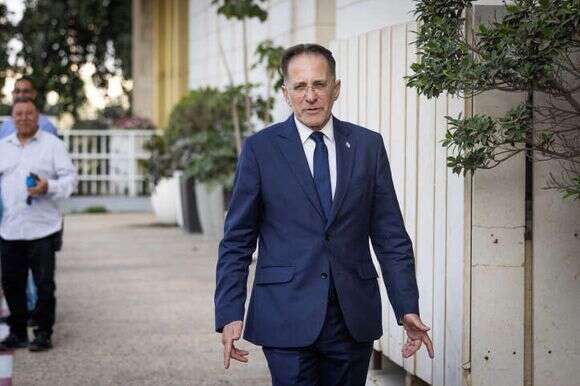 צחי ברוורמן | יונתן זינדל, פלאש 90