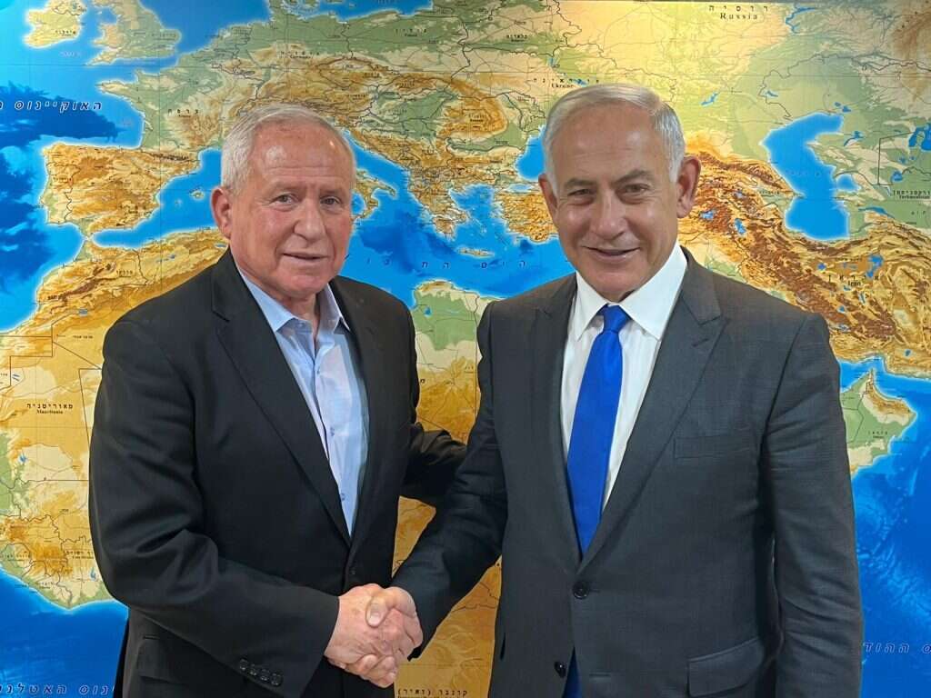 אבי דיכטר. שר החקלאות.