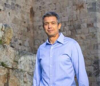 הנדל. | אוליביה פיטוסי, פלאש 90