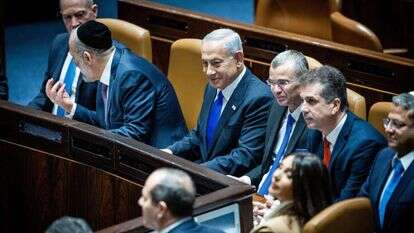 שרי הממשלה החדשה בכנסת, אמש. | יונתן זינדל, פלאש 90