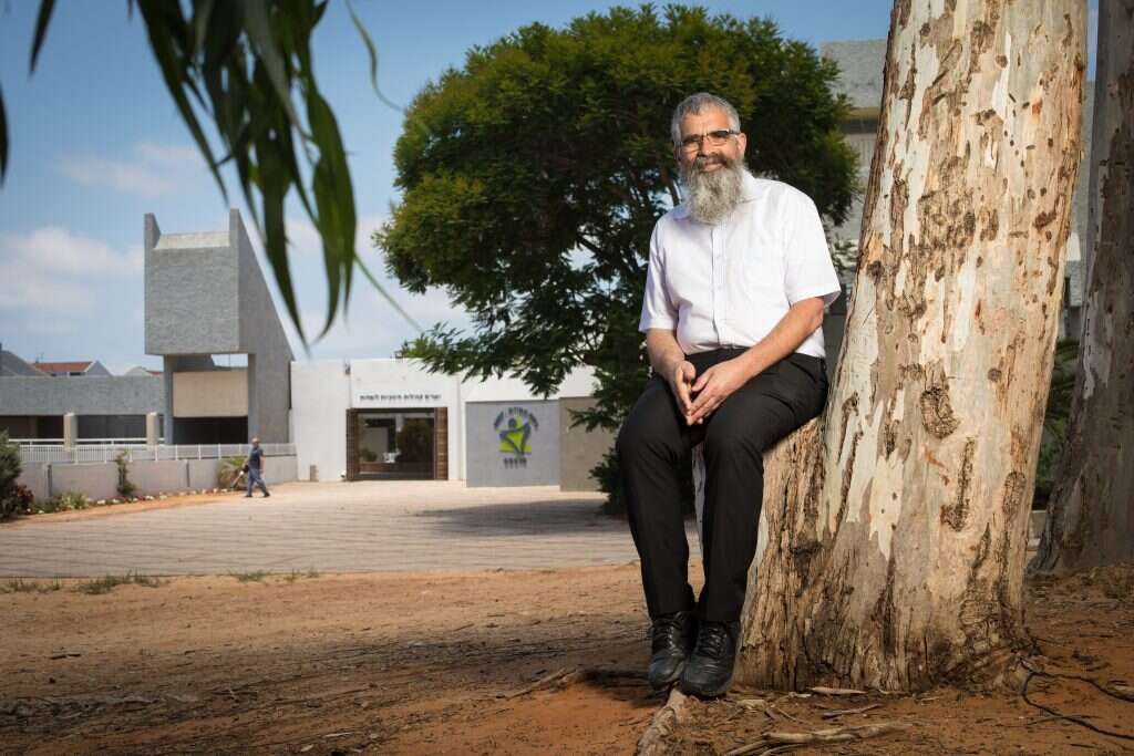 הרב יובל שרלו. | אריק סולטן
