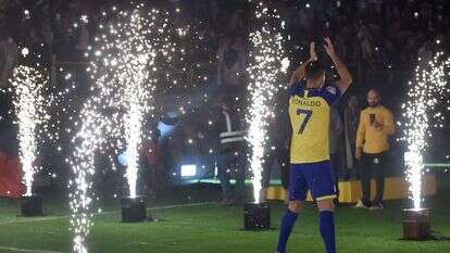 רונאלדו מוצג בערב הסעודית, אתמול. | AFP