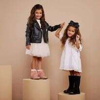 רשת SCOOPמגפון שחור - מחיר: 119.90 ש"ח, מגפון ורוד 129.90 ש"ח. | שי פרקנו