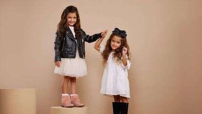 רשת SCOOPמגפון שחור - מחיר: 119.90 ש"ח, מגפון ורוד 129.90 ש"ח. | שי פרקנו