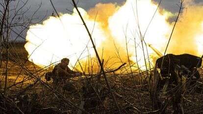 חיילים אוקראינים בתקיפה על כוחות רוסיים. | AFP