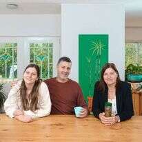 משפחת קוצר יקנעם עילית. | אנצ׳ו גוש, ג׳יני