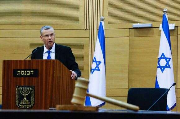 מאז ששר המשפטים יריב לוין נשא את נאום הרפורמה המשפטית ישראל נמצאת במצב אלטלני. השר יריב לוין בהכרזה על הרפורמה המשפטית. | אוליבייה פיטוסי, פלאש 90 מאז ששר המשפטים יריב לוין נשא את נאום הרפורמה המשפטית ישראל נמצאת במצב אלטלני. השר יריב לוין בהכרזה על הרפורמה המשפטית. | אוליבייה פיטוסי, פלאש 90
