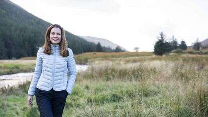 מעיל לרשת טרק מרקט. | יח"צ