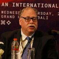 "מנסה להגיב לעולם של גיוון דתי גדול". בריל. | באדיבות המצולם