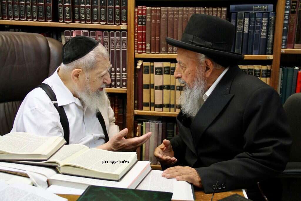 הרב עדני עם הרב עובדיה יוסף. קרדיט | יעקב כהן