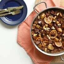 טנזייה בשר עם תפוזים ובצלי שאלוט. | אפרת ליכטנשטט