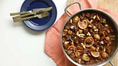 טנזייה בשר עם תפוזים ובצלי שאלוט. | אפרת ליכטנשטט