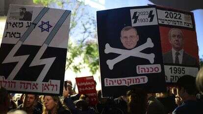 הפגנות נגד ממשלת נתניהו בכיכר הבימה. | תומר נאומברג, פלאש 90