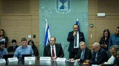 ישיבת ועדת החוקה בכנסת. | יונתן זינדל, פלאש 90